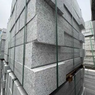 黑河芝麻白路牙石 马路牙子