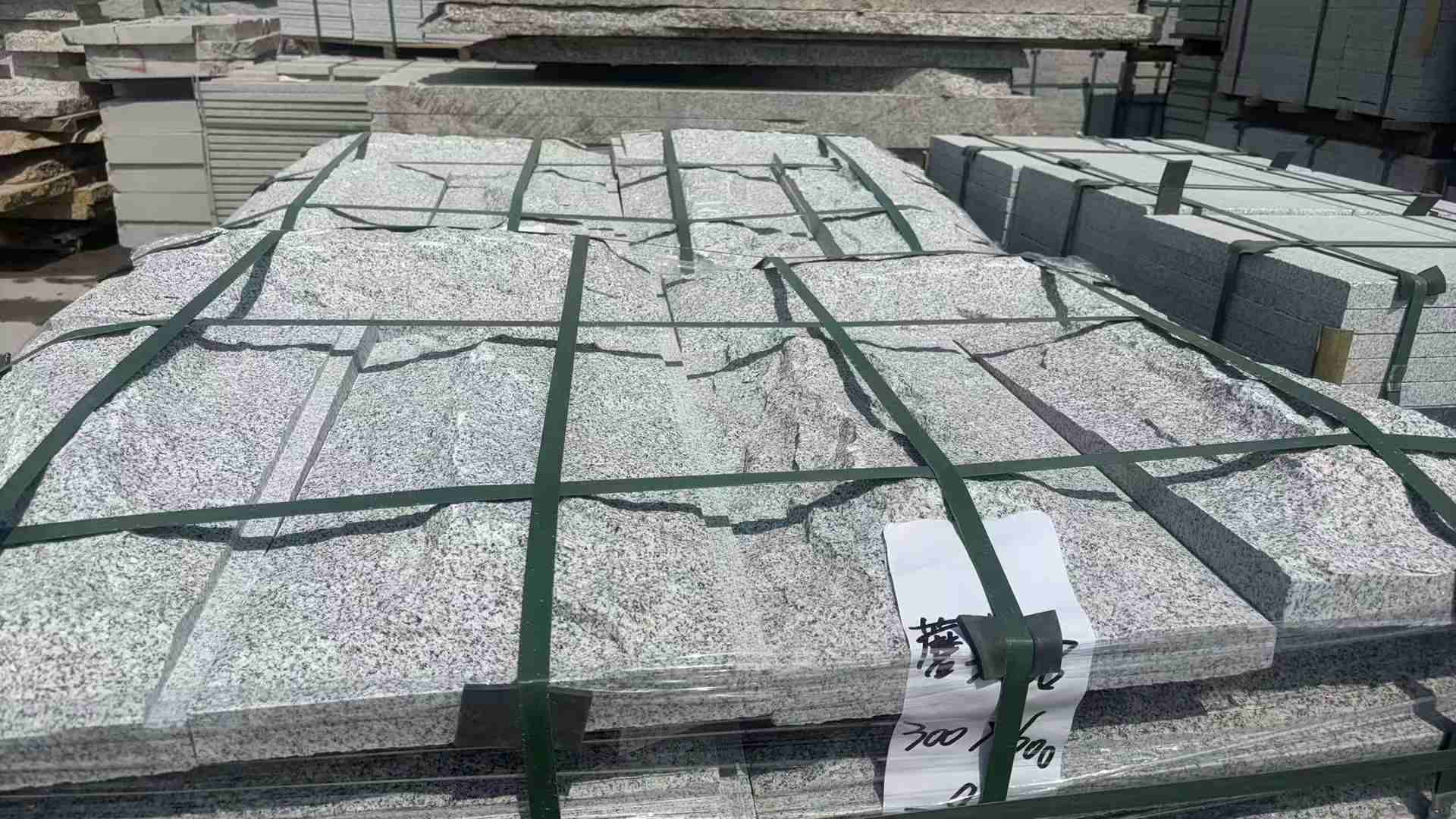 黑河蘑菇石 自然面