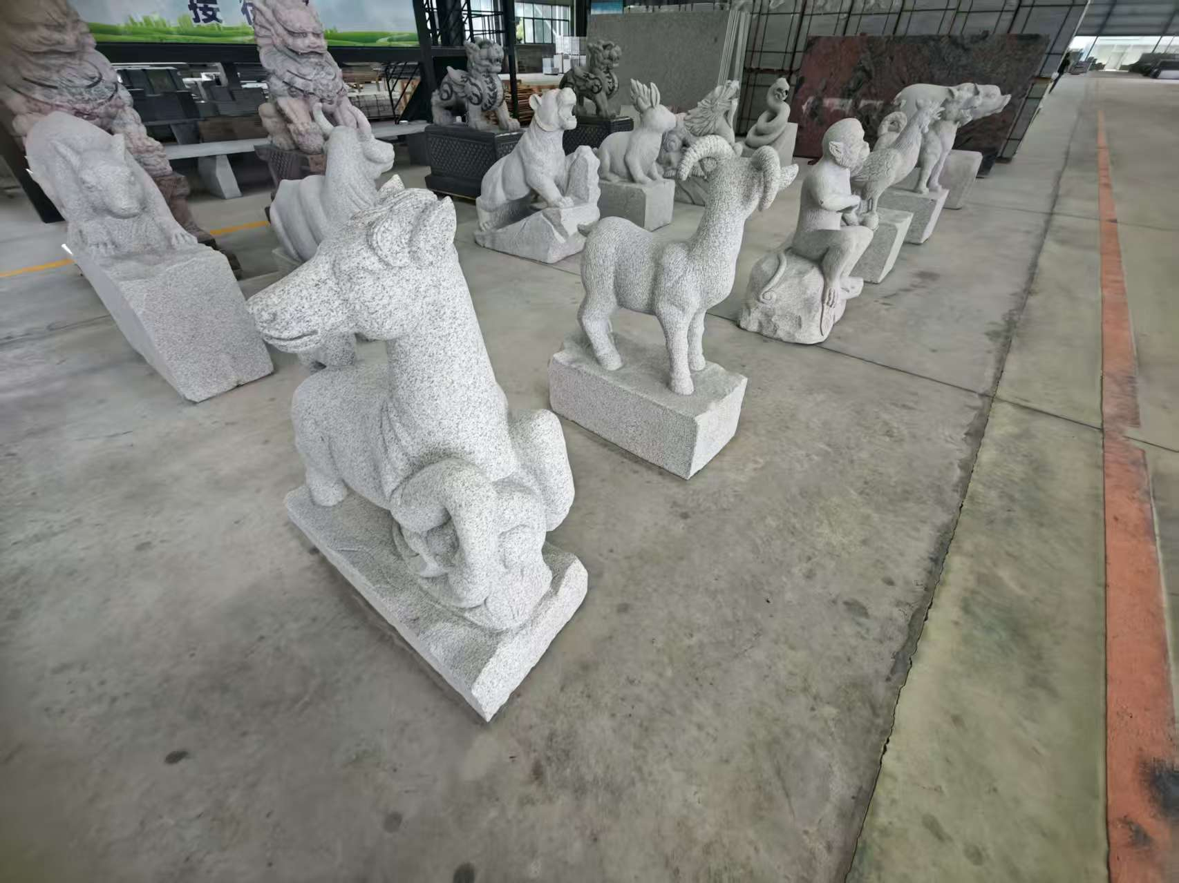 黑河芝麻白雕刻 十二生肖 异形雕刻